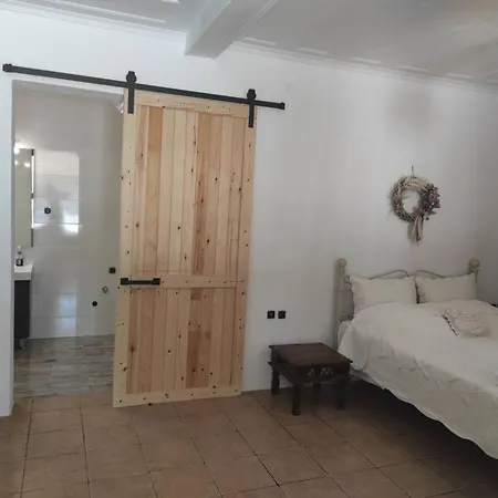 Charming In Village * Tríkeri